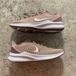 Woman’s Nike Athletic Shoe
